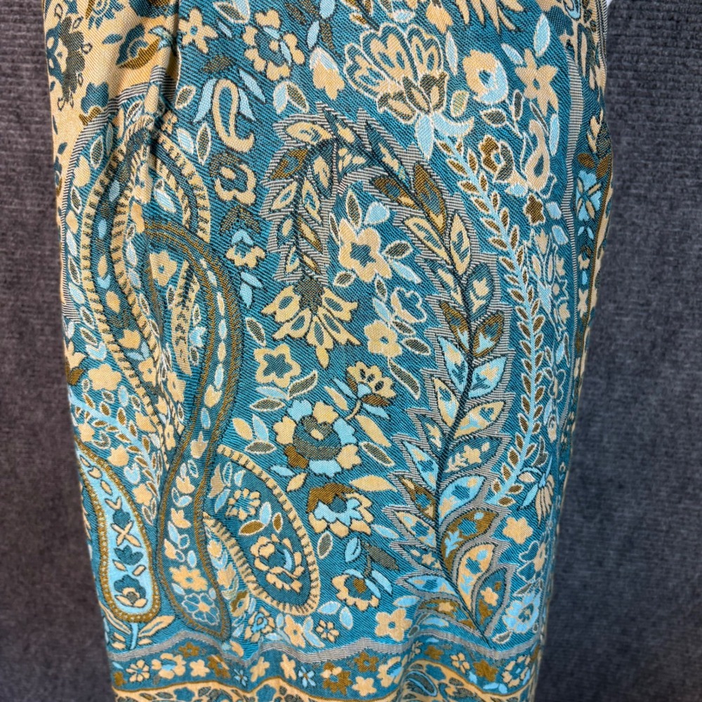 100% Pashmina Paisley Scarf Shawl Wrap Blue Cream Fringe Soft Boho Egypt - Picture 2 of 3
